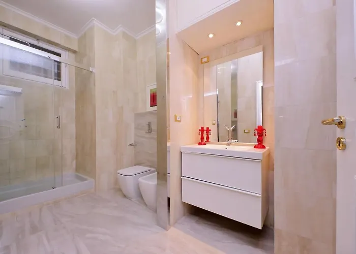 Luxury Di San Giacomo * Rome