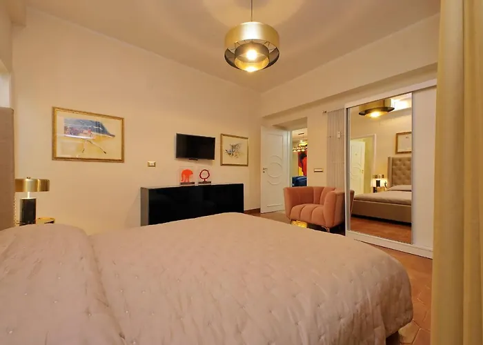 Luxury Di San Giacomo Apartment
